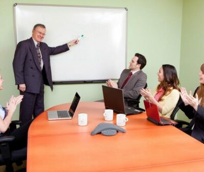 Hone your leadership skills with these 5 do’s and dont’s as a team leader