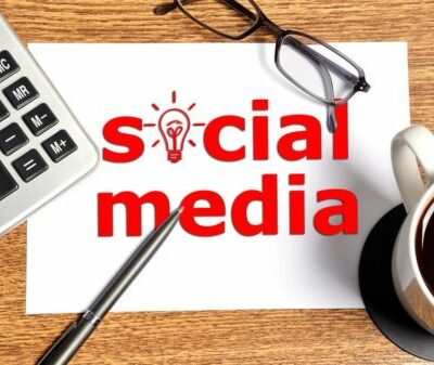 Ways in which social media can influence leadership in a corporate setting