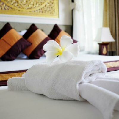 How to Find the Best Hotel Deals Online