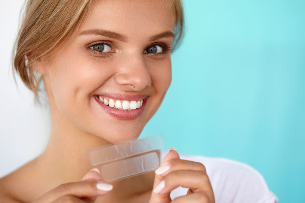 Here’s What You Need to Know About Teeth Whitening Products