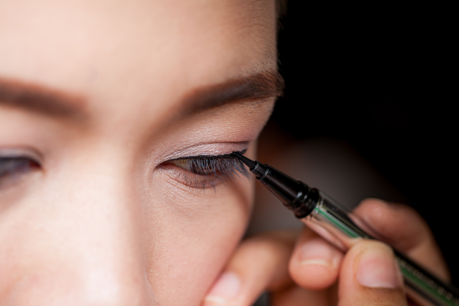 Top Eyeliner Hacks