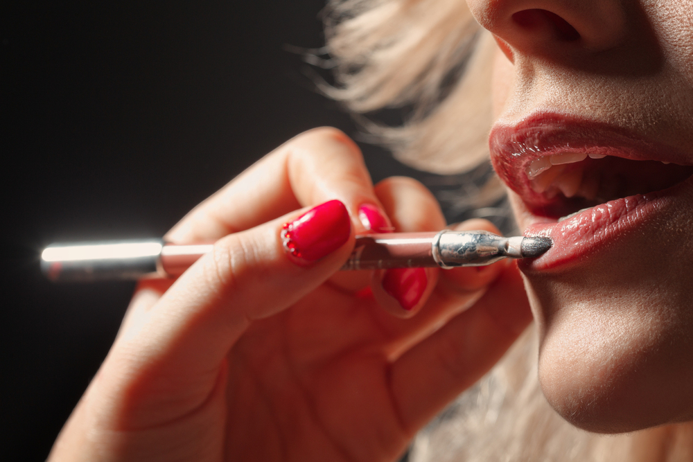 Quick Lipstick Application Hacks