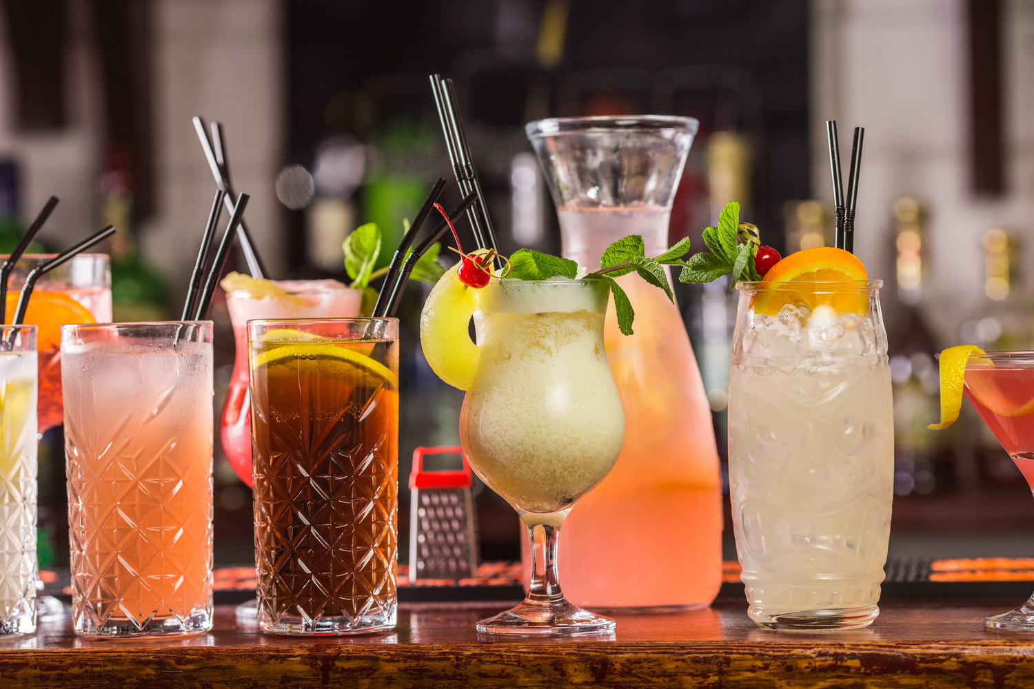 Easy Cocktails for Family Gatherings